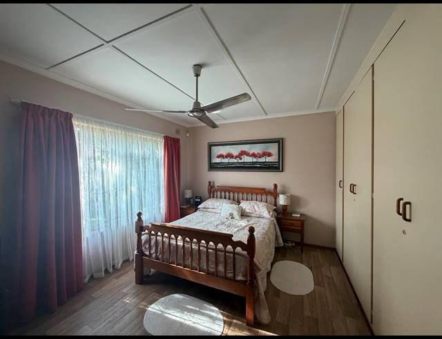 3 BEDROOM FREEHOLD FOR SALE IN MEER EN SEE